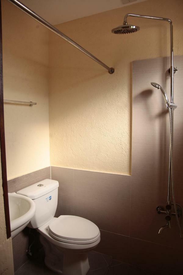 Optimum Pension House Dumaguete City Bagian luar foto
